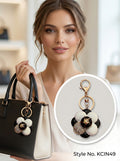 Black and white flower charm Keychain | KCIN49