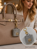 Gray mini purse with Mum plaque Keychain | KCIN69