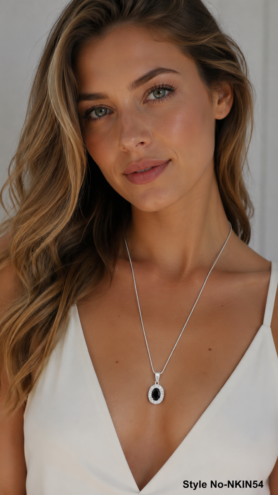 Silver Black Crystal Pendant Necklace | NKIN54