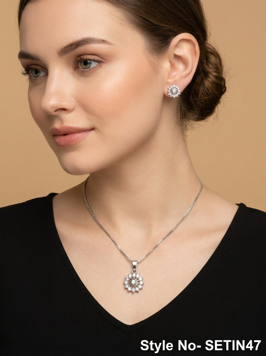 Silver Sunburst Crystal Necklace Set | SETIN47
