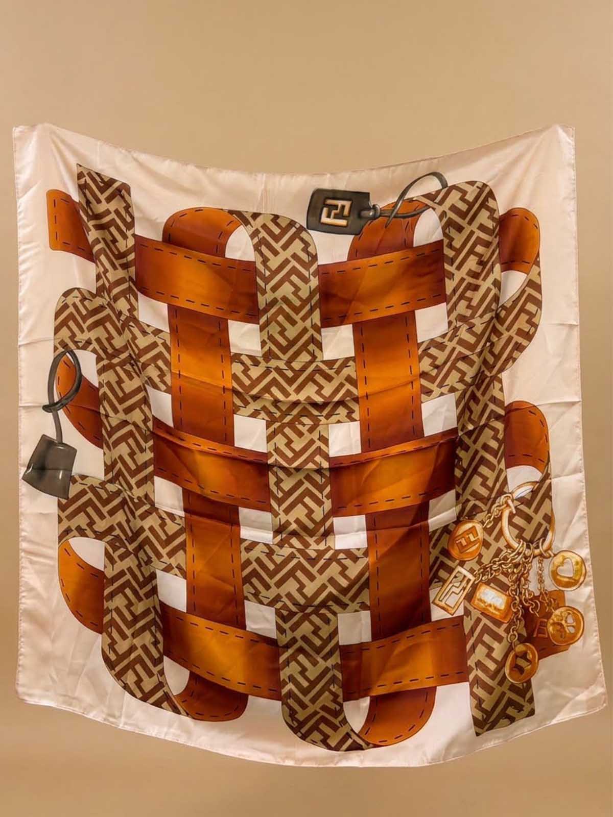 Square Interwoven Ribbon Scarf with Labyrinth Geometric Lattice