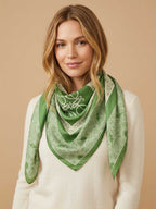 Framed Logo-style Center Panel Scarf in Green & Ivory – TK90SC120